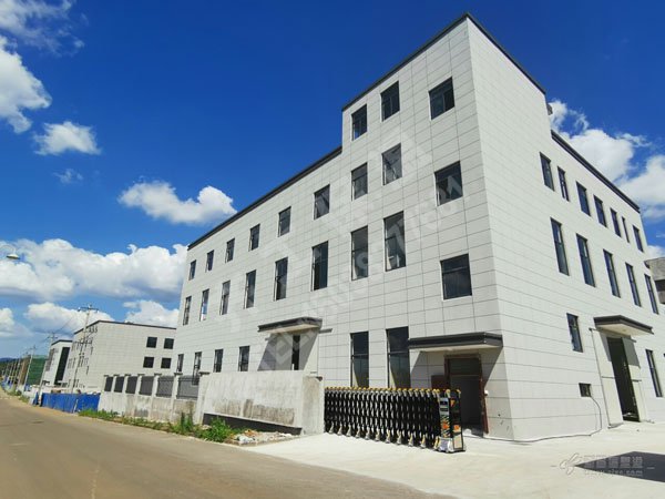 巖棉保溫板針對倉庫存儲防潮性的優(yōu)勢 巖棉保溫板針對倉庫存儲防潮性的優(yōu)勢