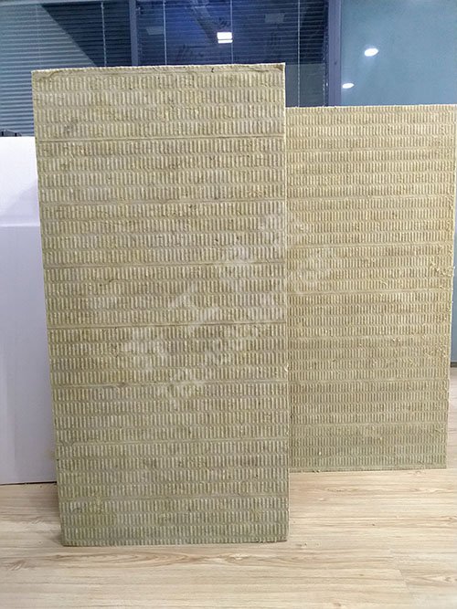 巖棉板施工過程會(huì)出現(xiàn)哪些問題呢？